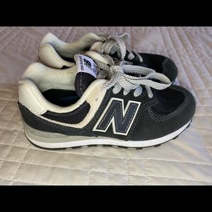 Boys New Balance classic 574 sneakers Sz 13
